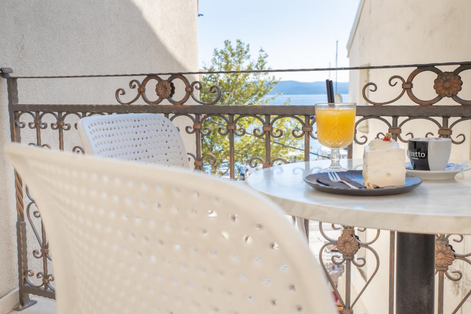 Bed & Breakfast Portun In The Center Башка-Вода Экстерьер фото