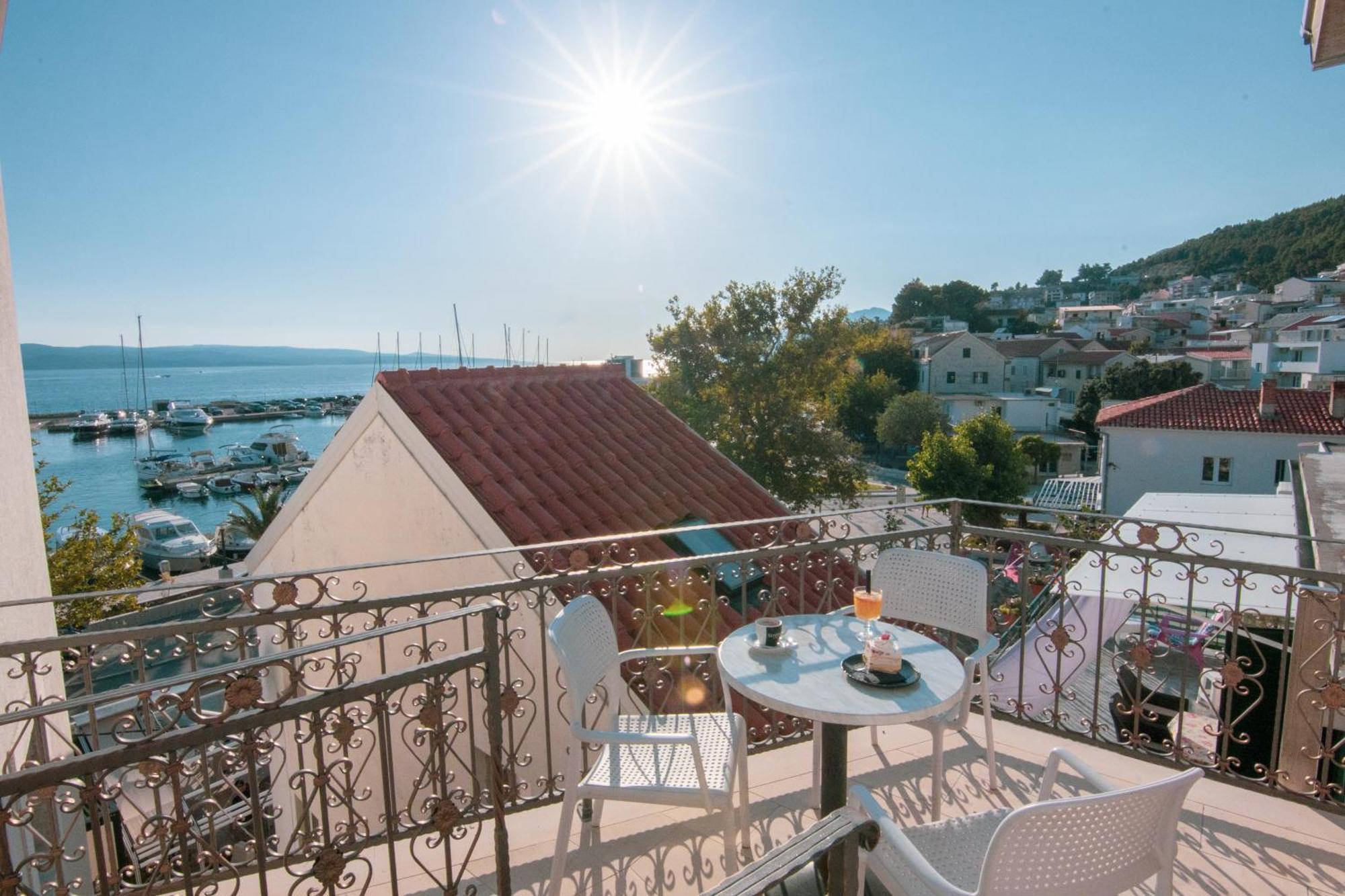 Bed & Breakfast Portun In The Center Башка-Вода Экстерьер фото