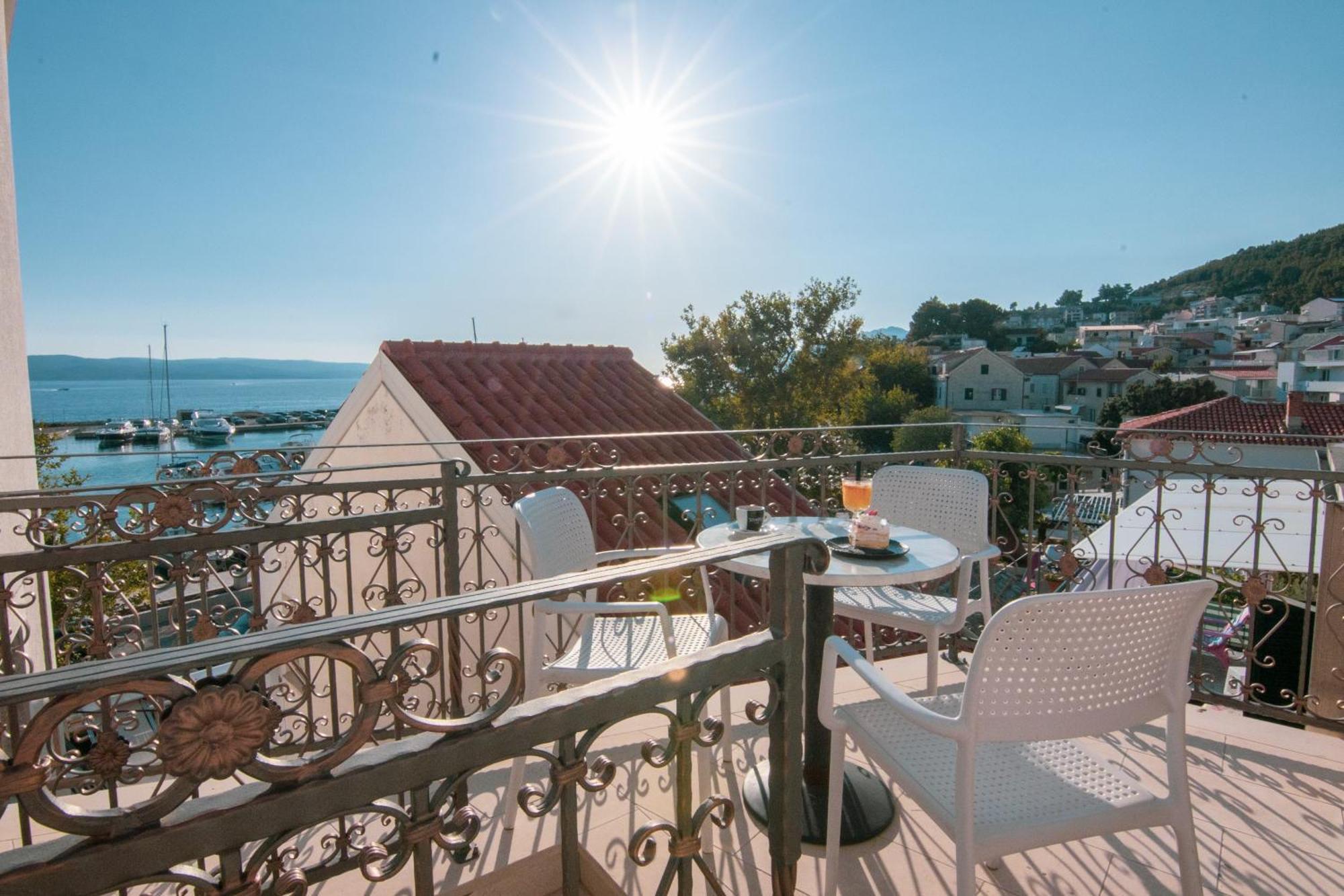 Bed & Breakfast Portun In The Center Башка-Вода Экстерьер фото