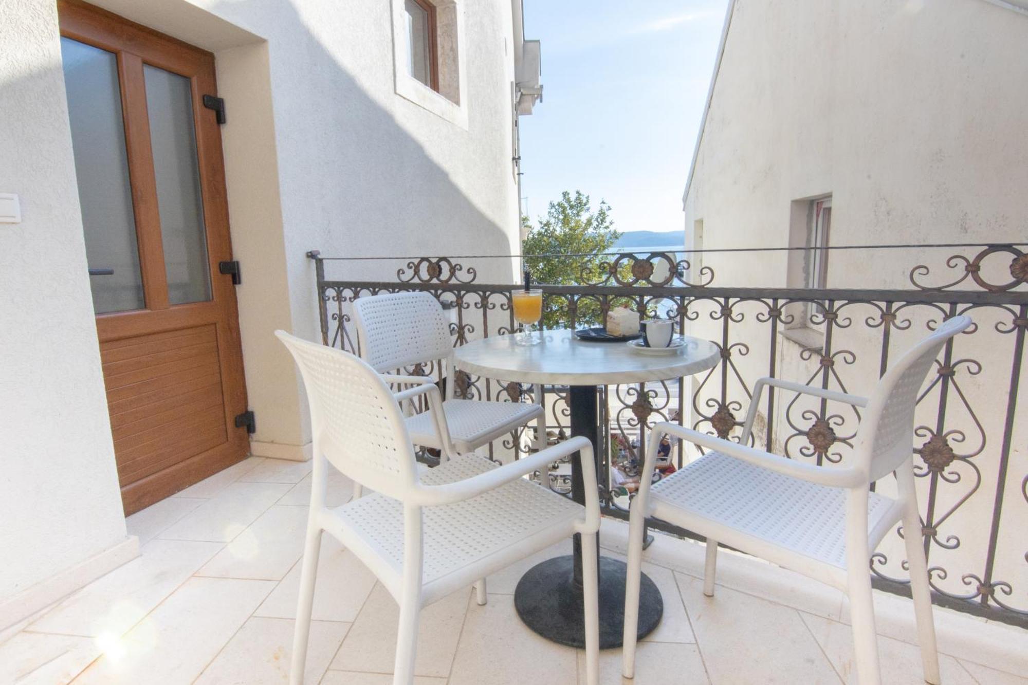 Bed & Breakfast Portun In The Center Башка-Вода Экстерьер фото